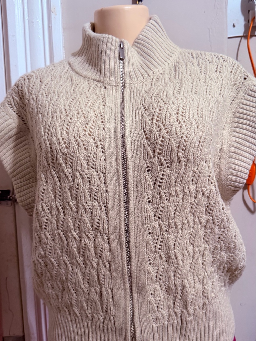 Vince Camuto Cream Cable-Knit Zip Front Sweater Vest